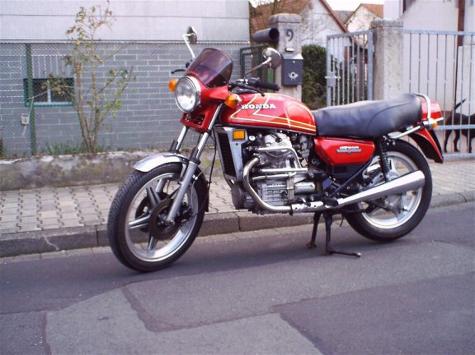 [Bild: _wsb_475x355_Honda_CX500_01.jpg]